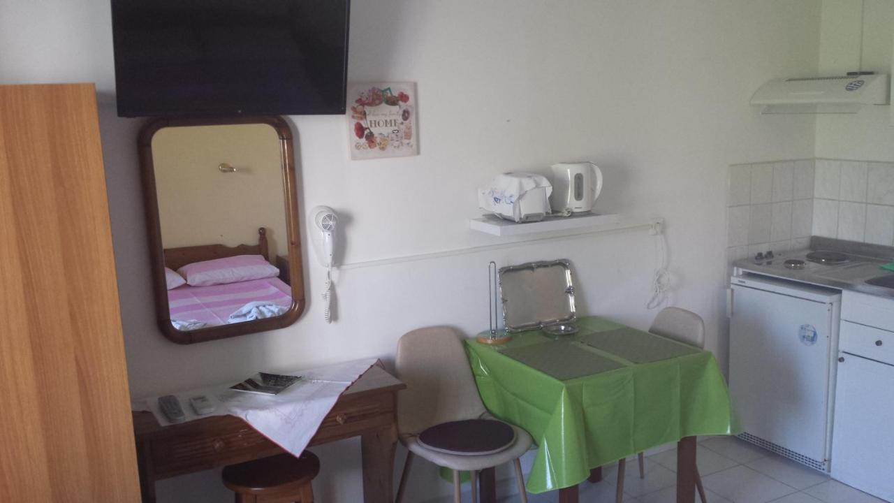 Eva Apartments سفوروناتا المظهر الخارجي الصورة